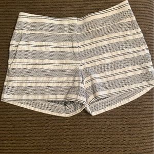 The Riviera Short by Loft-Black and off white-Size 00-Great used condition.